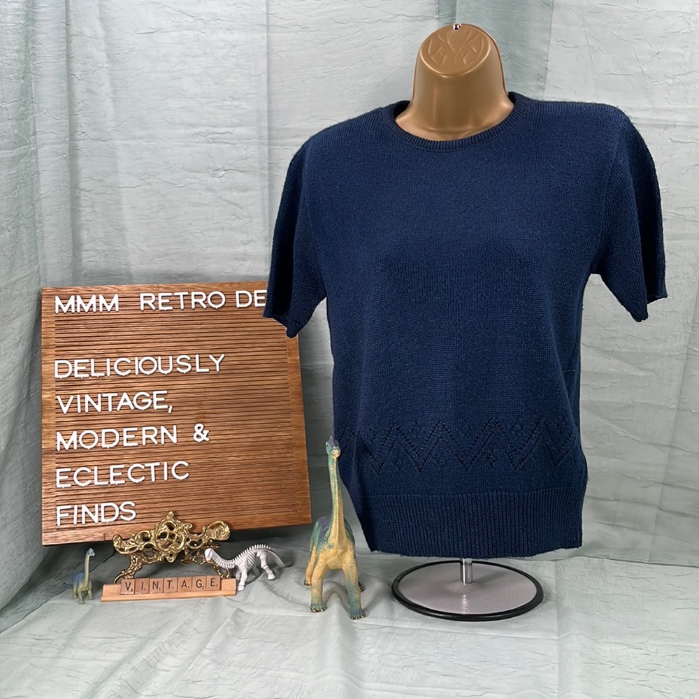 Alicia Navy Blue Acrylic Short Sleeve Vintage Sweater Front Waist Design | M
